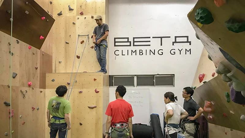 ロープやボルダー、ドラツーなど各種講習会も開催！