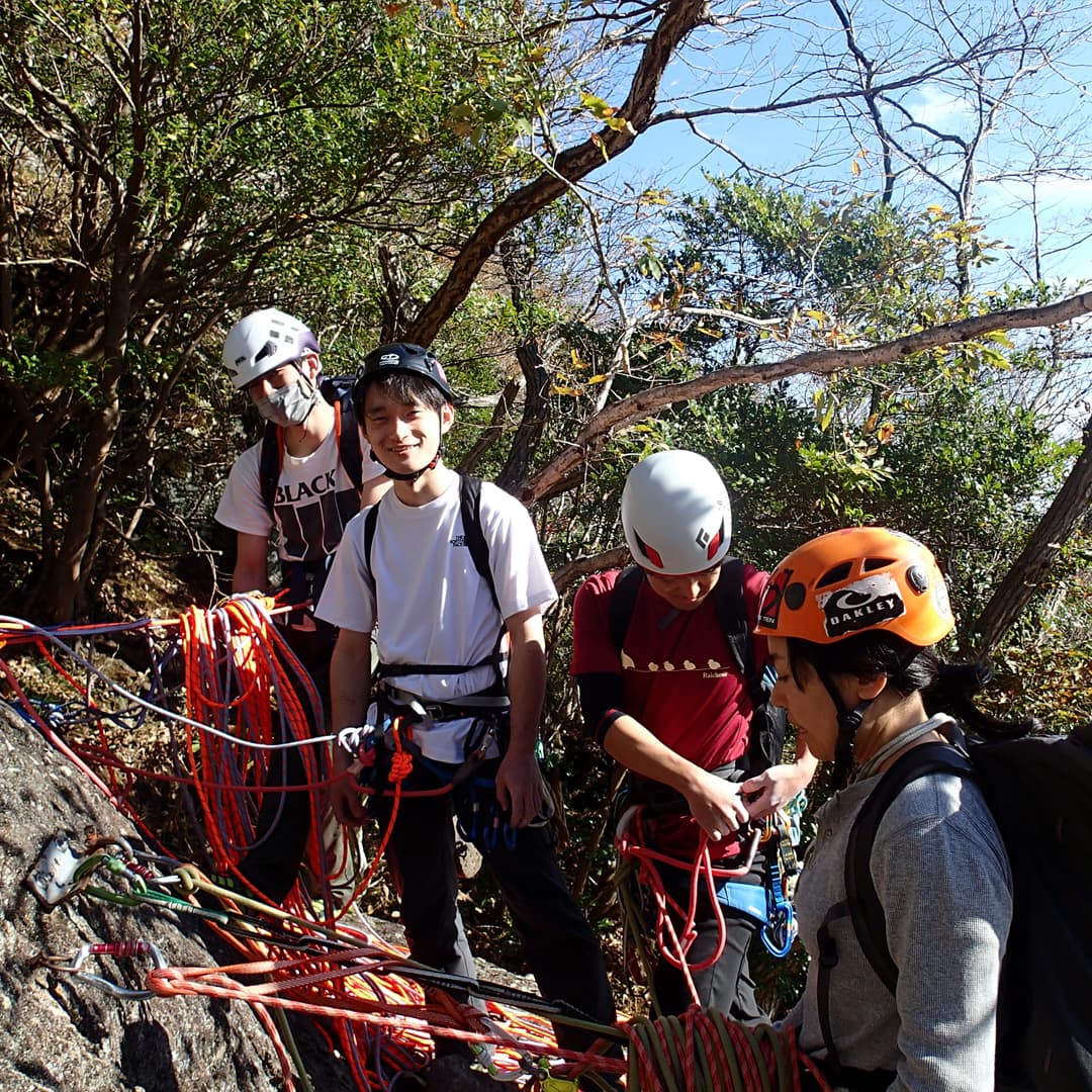 ベータクライミングジム｜外岩マルチピッチクライミング練習会 10