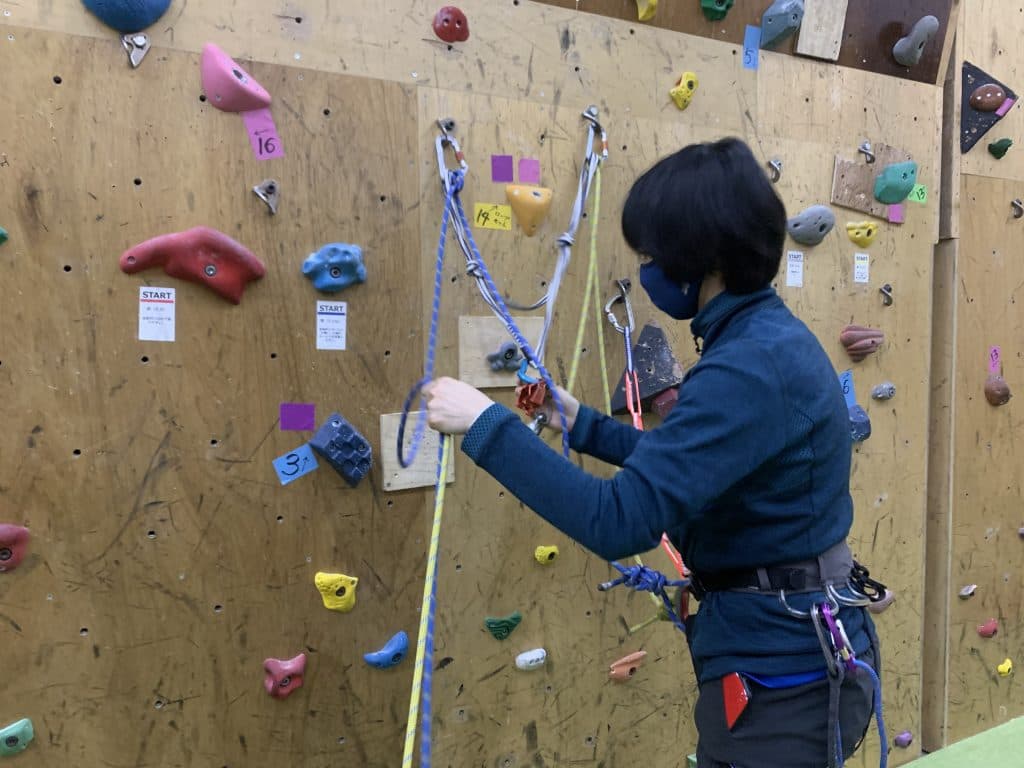 ロープ練習会・懸垂下降・リードクライミング・マルチピッチクライミング・支点構築・登り返し