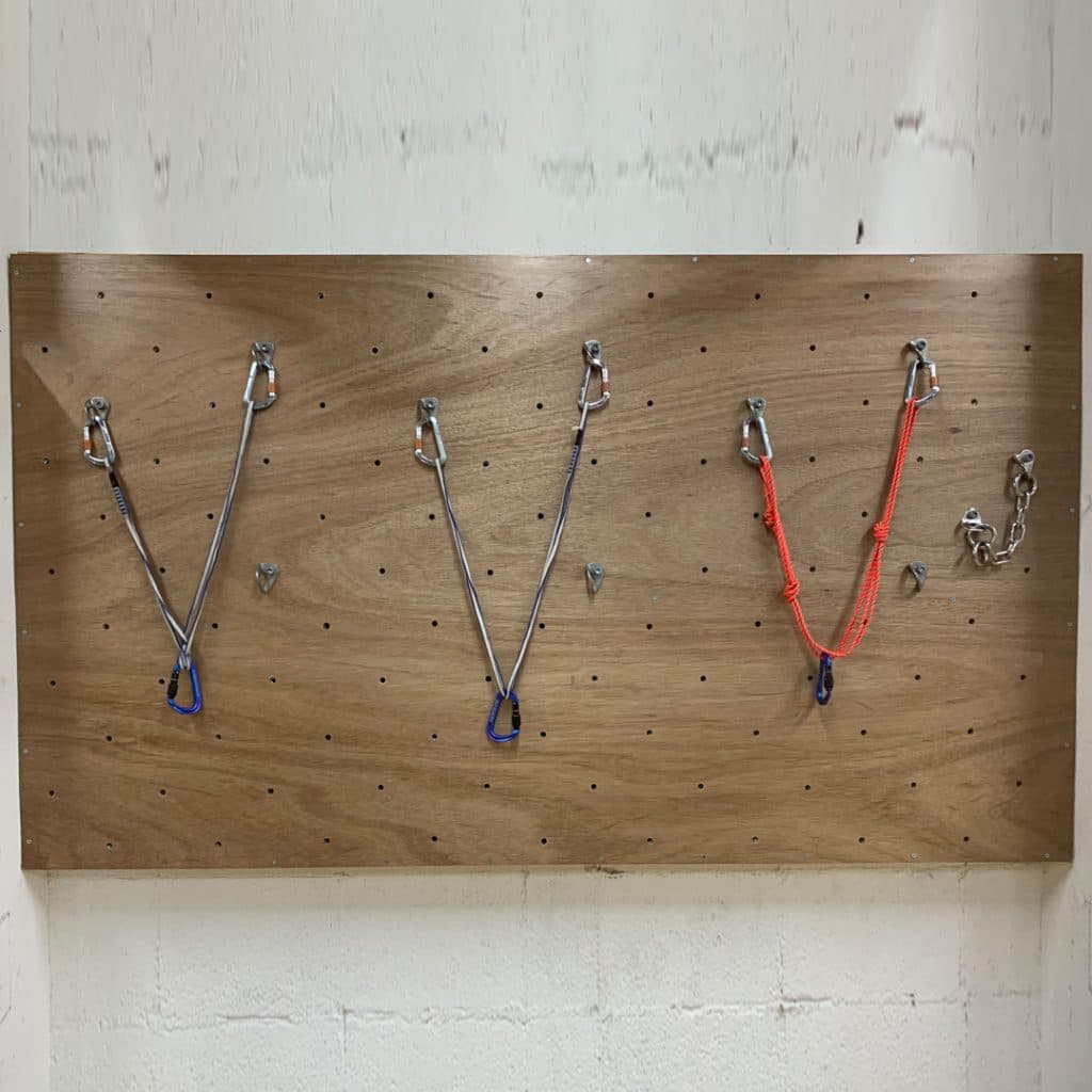 ビレイステーション構築方法は3種(固定分散/流動分散/クワッドアンカー)。固定分散を推奨。